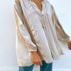 Silk blouse with embroidery | off-white